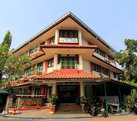 Hotel Pasah Asi Surabaya Exterior photo