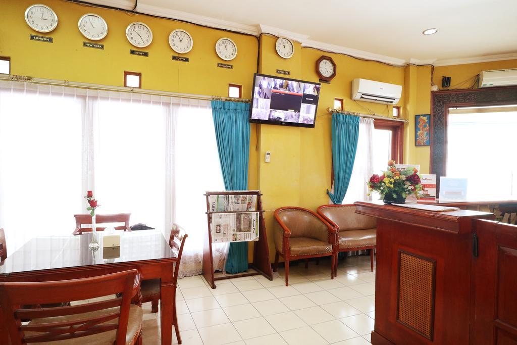 Hotel Pasah Asi Surabaya Exterior photo